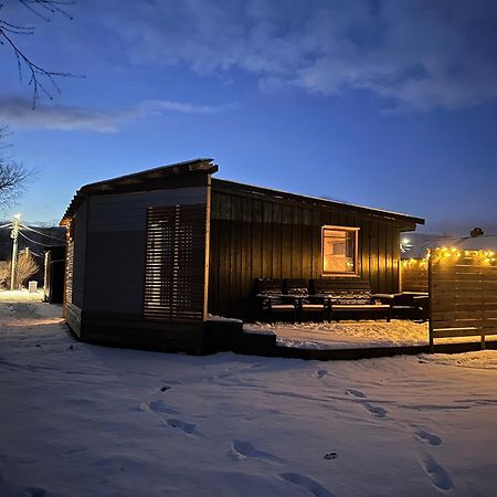 Fin Sentral Leilighet I Lakselv! Exterior foto